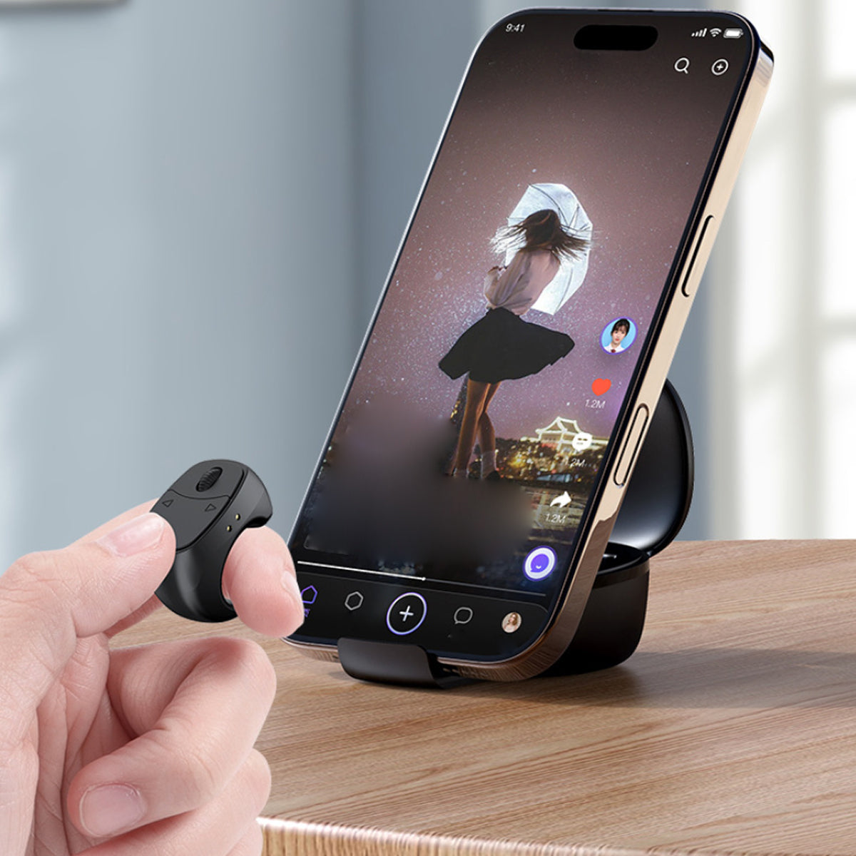 Scrolly And Rolly Bluetooth Remote Ring